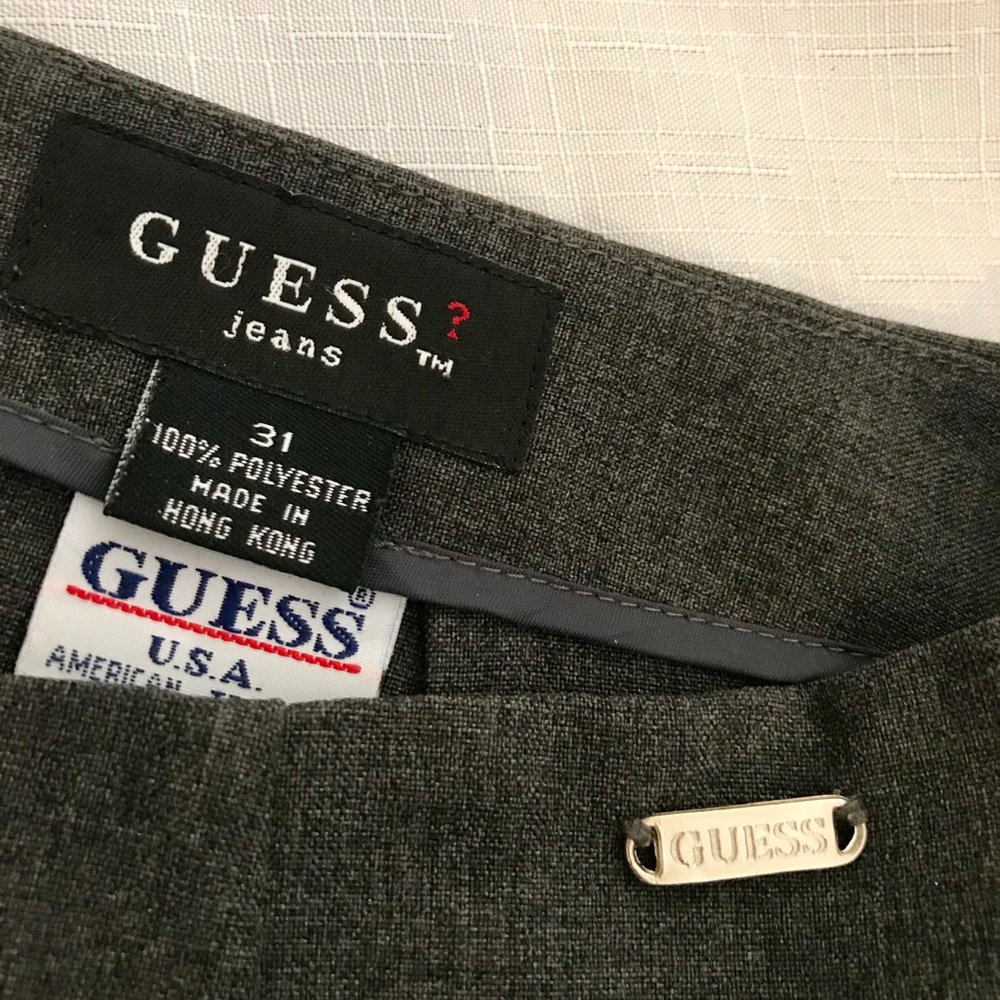 Guess❓Skirt~Metal Insignia / Host Pick - Picture 2 of 8